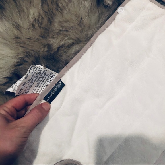 Eddie Bauer Soft Baby Head Support Cushion - Picture 2 of 2